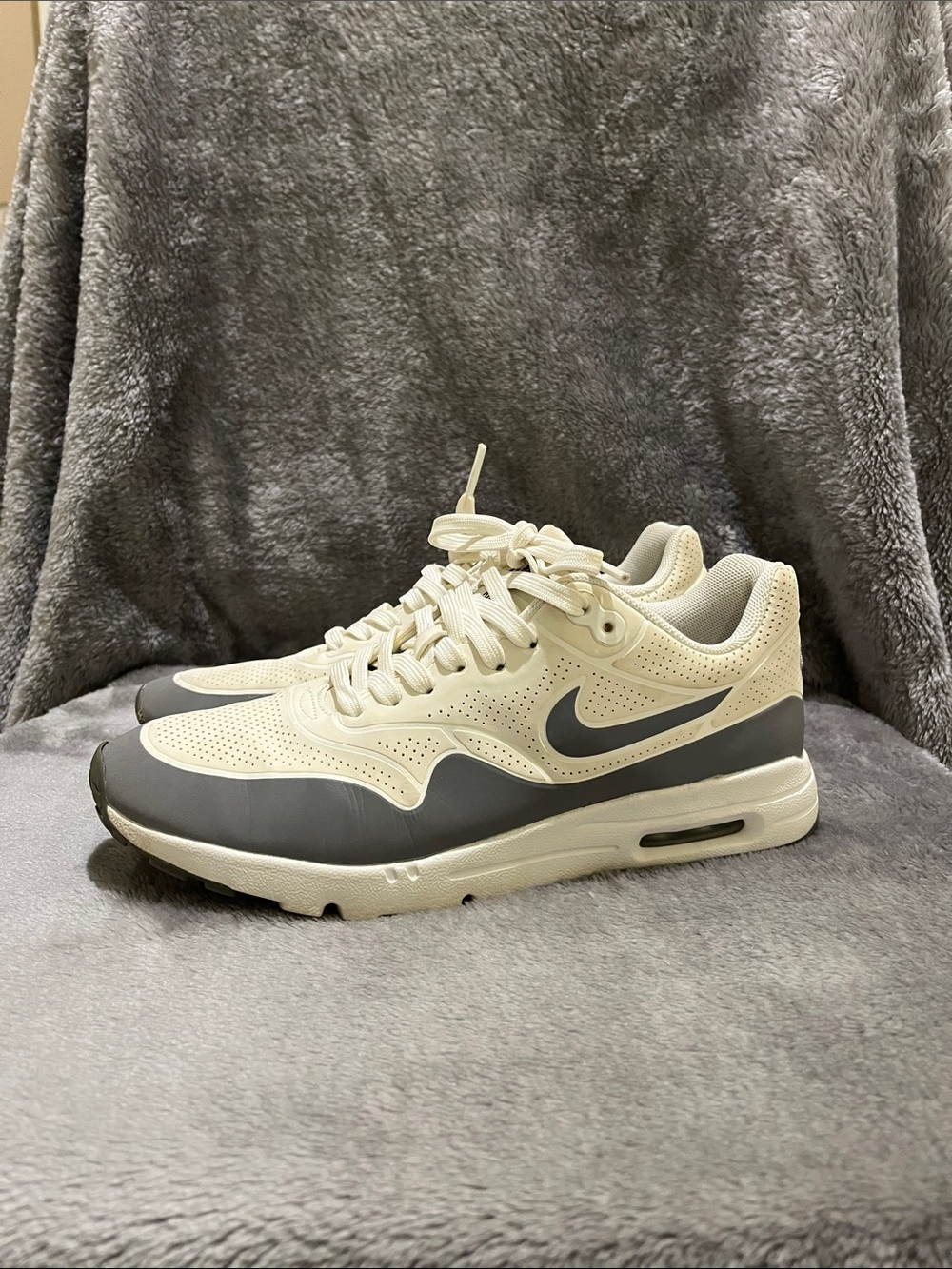 Nike Air Max 1 Ultra Moire Sneakers in summit white/cool grey, women’s size 7.5